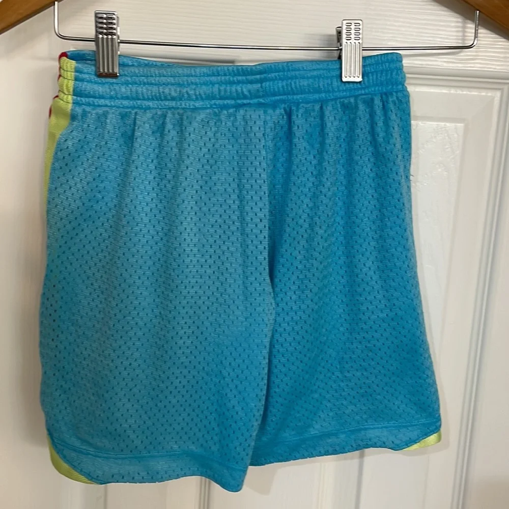Reebok Aqua Mesh Shorts Sz M EUC